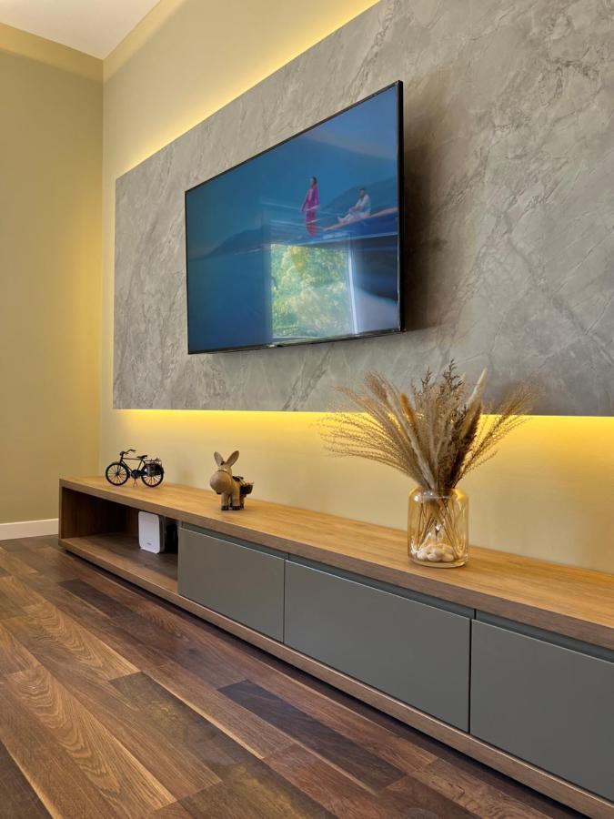 Erg Apartments Тирана Экстерьер фото