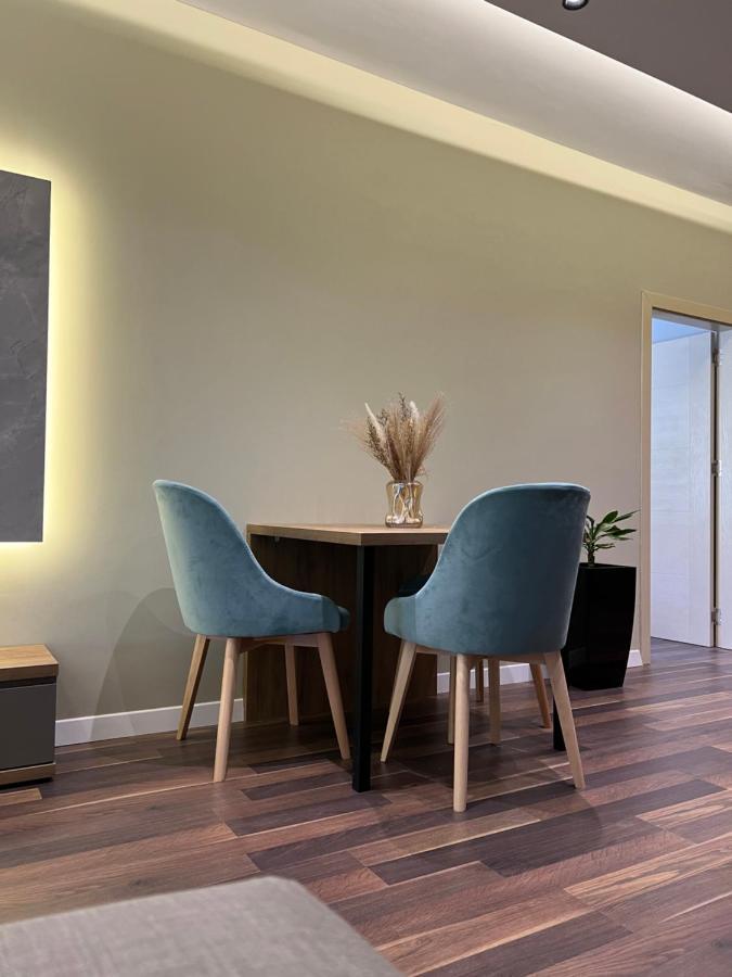 Erg Apartments Тирана Экстерьер фото