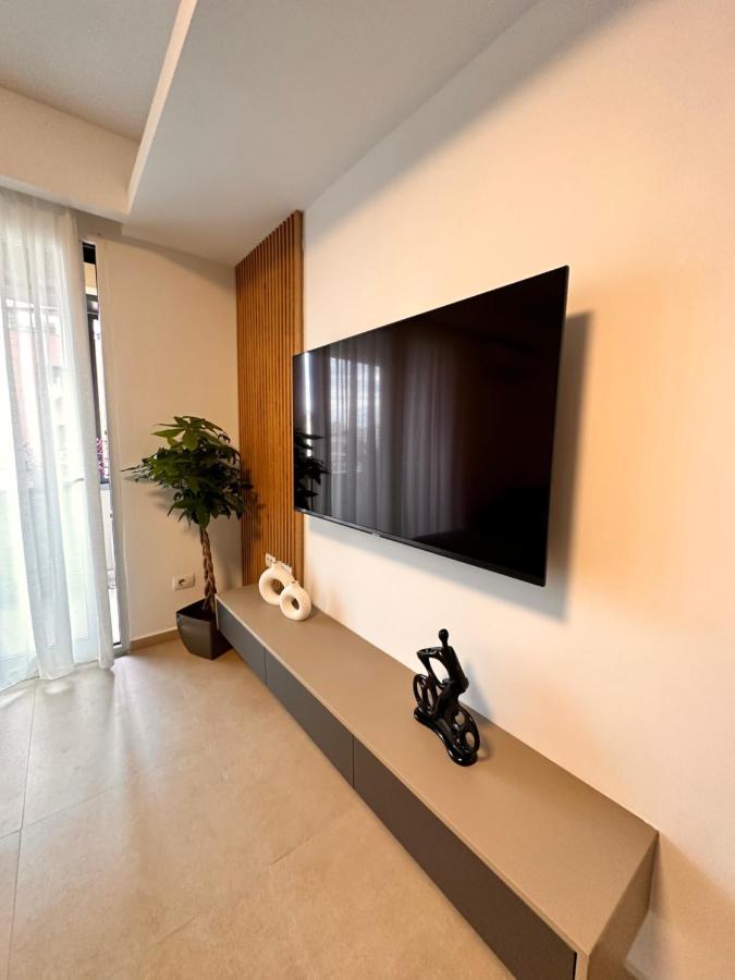 Erg Apartments Тирана Экстерьер фото