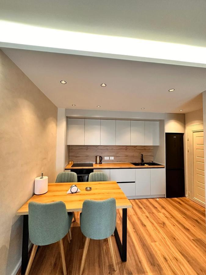 Erg Apartments Тирана Экстерьер фото
